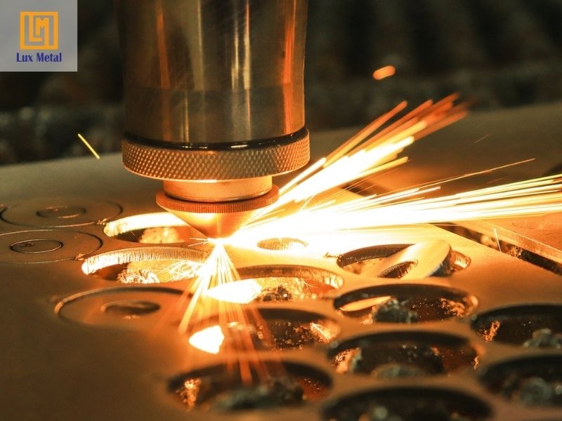 Dịch vụ cắt tấm inox theo yêu cầu | Gia công inox CNC & cắt laser Gia công cắt inox CNC chính xác theo bản vẽ kỹ thuật