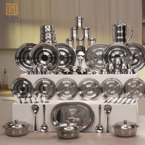 Đồ dùng nhà bếp từ inox trắng gương với độ bền cao và an toàn vệ sinh thực phẩm