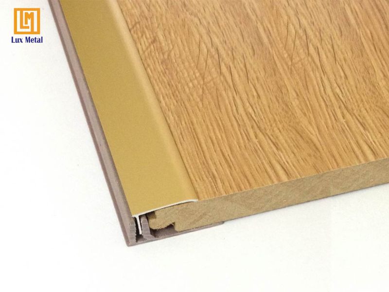 Nẹp inox chữ L kết thúc mép sàn gỗ tạo đường viền hoàn thiện