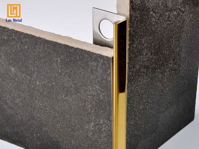 Nẹp inox chữ L trang trí và bảo vệ góc cạnh tường