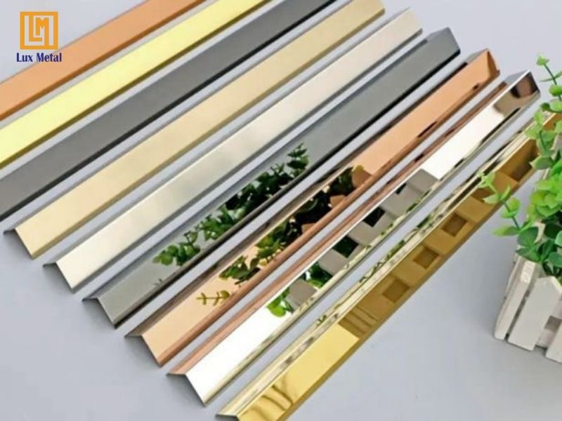 Nẹp Inox được làm từ thép không gỉ với thiết kế đa dạng