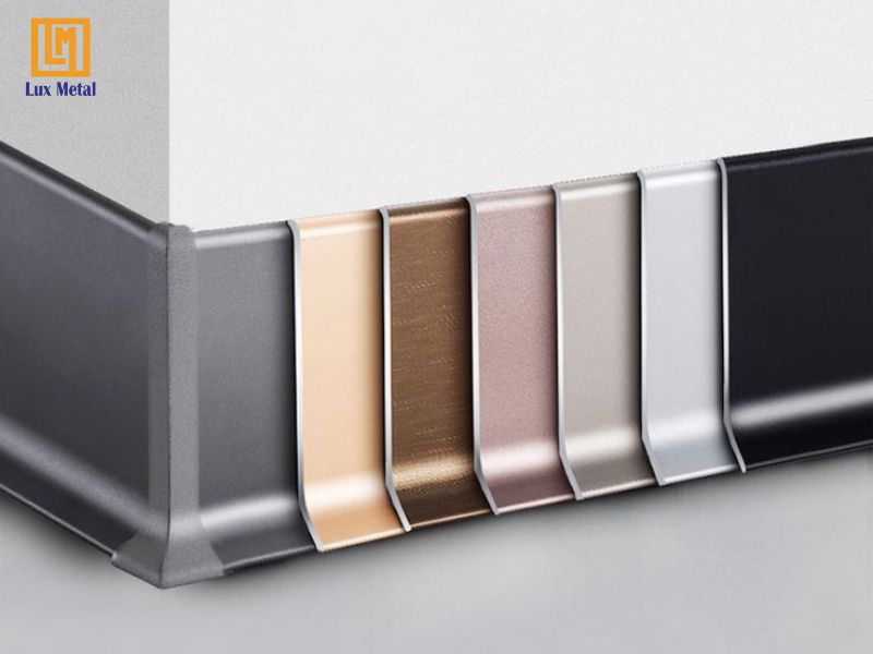 Nẹp Inox len chân tường kết nối giữa sàn và tường