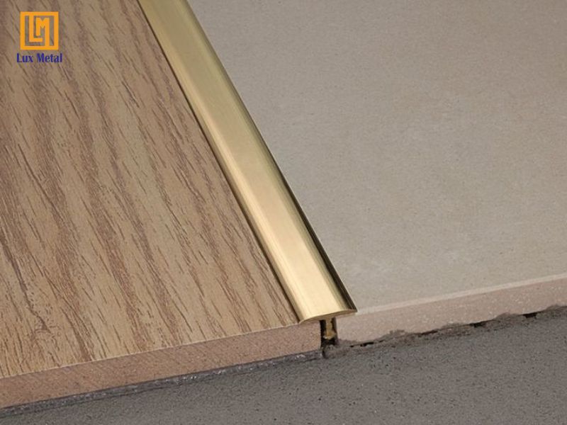 Nẹp Inox T nối giữa hai loại vật liệu sàn khác nhau