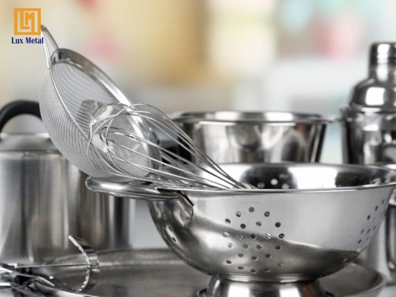 Ứng dụng tấm inox 201 trong thiết bị nhà bếp
