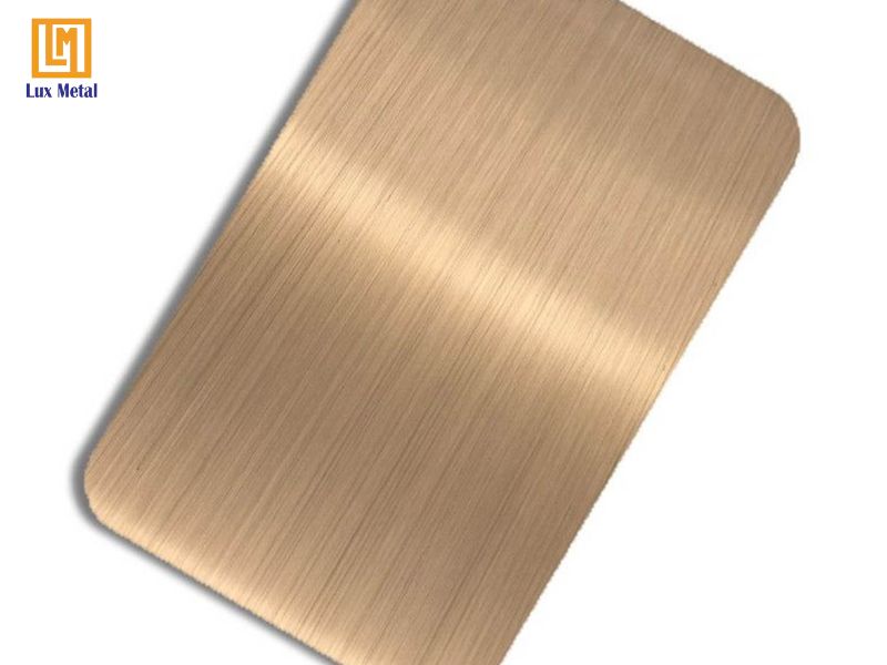 Tấm inox xước màu đồng cổ điển cho không gian ấm áp