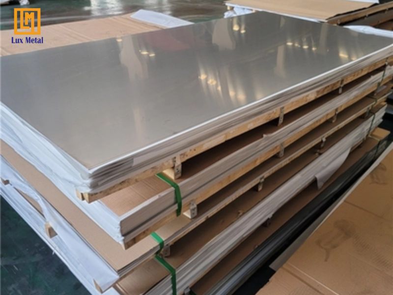 Lux Metal cung cấp tấm inox 201 cao cấp giá tại xưởng