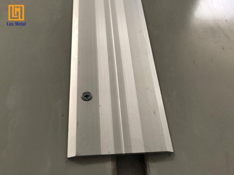 Nẹp khe lún inox có khả năng hấp thụ biến động