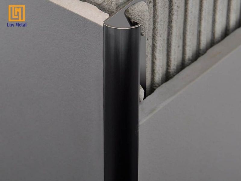 Nẹp góc dương inox 304 bảo vệ góc tường với thiết kế lồi