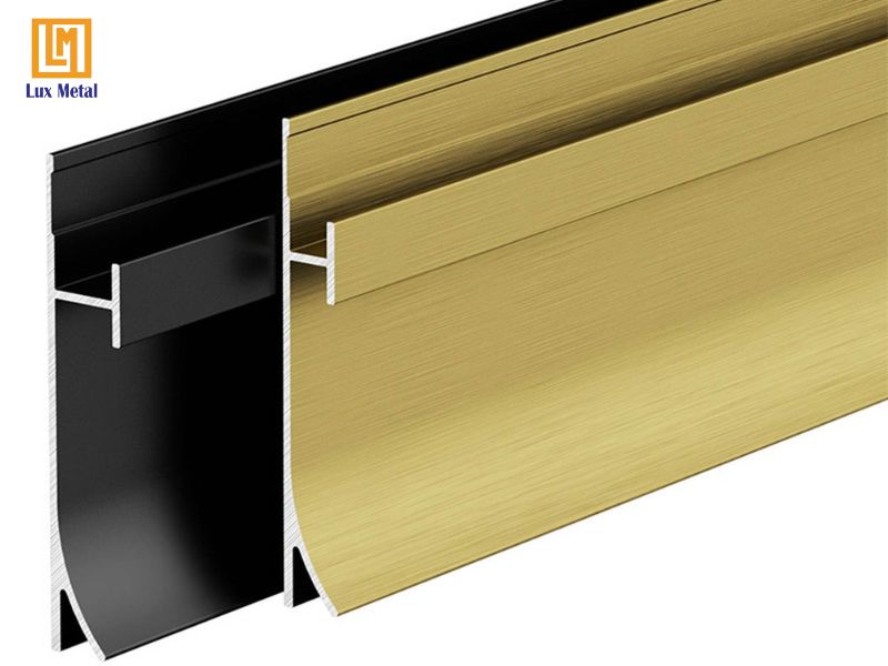 Nẹp inox len chân tường mẫu 4