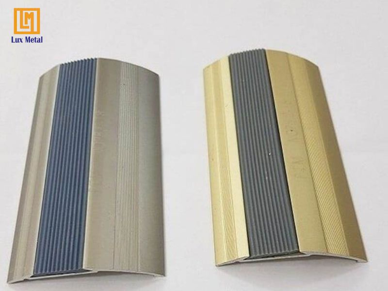 Nẹp inox chống trượt mặt bằng
