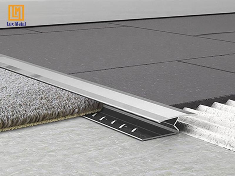 Nẹp Inox Chặn Thảm Quy trình thi công lắp đặt nẹp inox chặn thảm đúng kỹ thuật