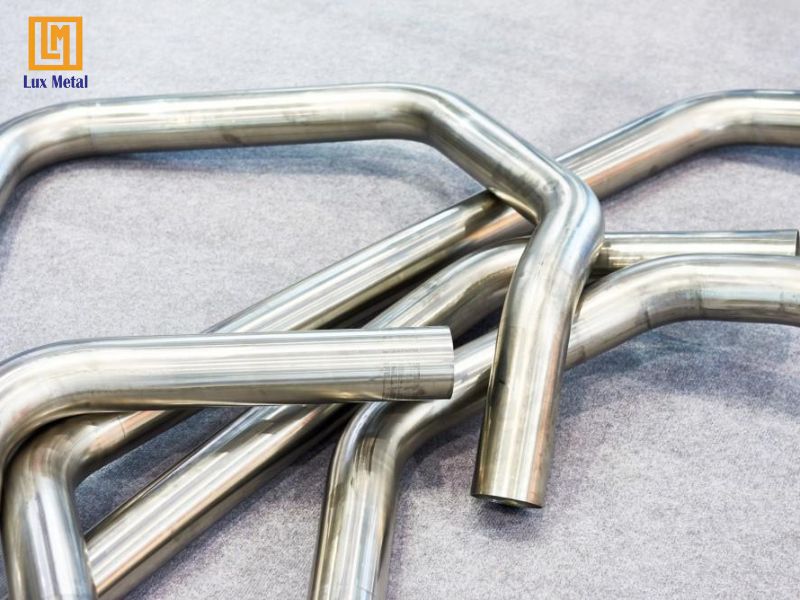 Dịch vụ gia công inox theo yêu cầu uy tín, giá tốt tại TPHCM Gia công uốn tạo hình inox