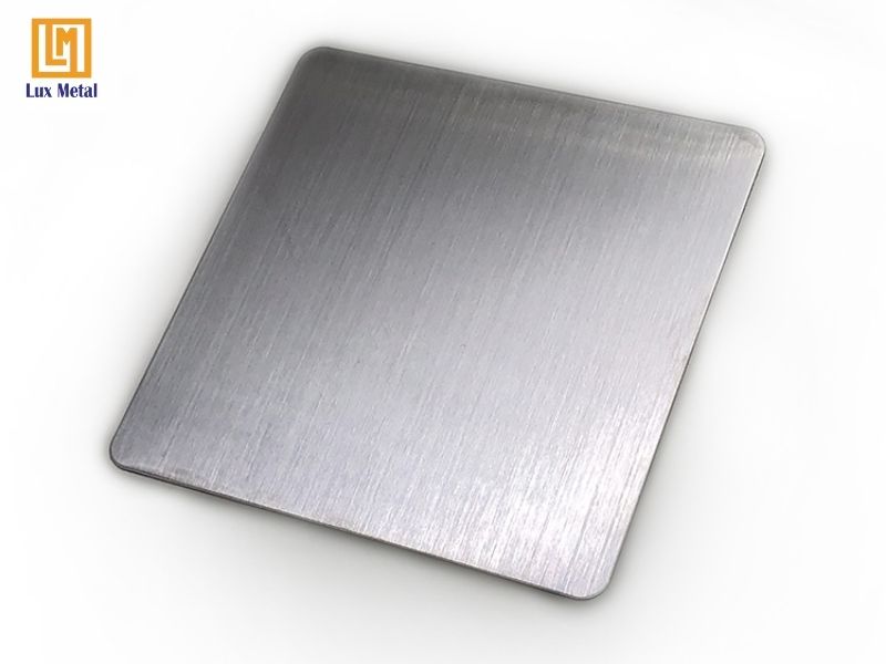 Dịch vụ gia công đánh xước inox chuyên nghiệp tại TPHCM Inox xước trắng hairline dùng cho cabin thang máy và trang trí nội thất