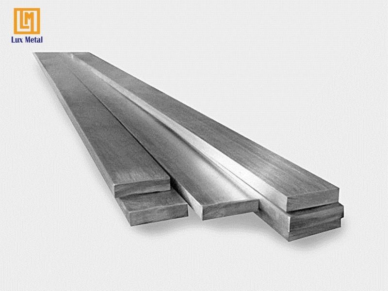 Thanh la inox đặc ruột với bề mặt sáng bóng