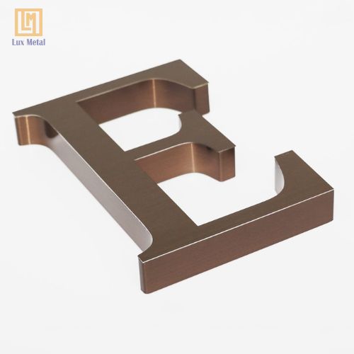 Tấm Inox Gương Đồng Tấm inox gương đồng ứng dụng trong làm chữ nổi quảng cáo