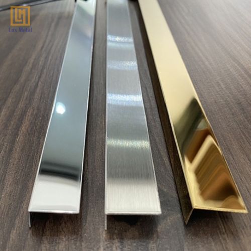 Nẹp Inox L40 Nẹp inox L40 bền bỉ với nhiều màu sắc và bề mặt hoàn thiện