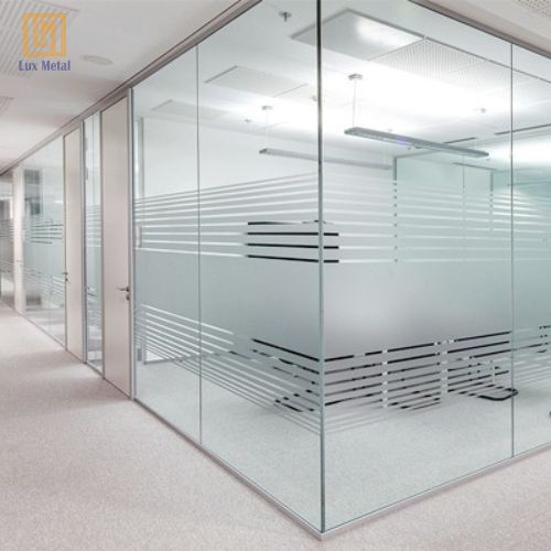 Nẹp U Inox Kính Cường Lực Nẹp U inox giúp giảm độ rung khi đóng mở cửa kính