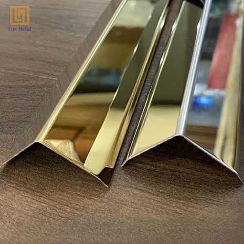 Nẹp V inox 25x25 có thiết kế tối ưu, bề mặt sáng bóng thẩm mỹ