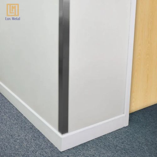 Nẹp V inox 10x10 ốp góc tường khỏi lực va đập
