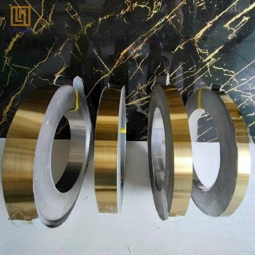 La cuộn inox vàng xước với nhiều kích thước khác nhau