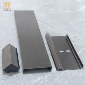 Trang chủ Len chân tường inox 304 S-CV và các phụ kiện đi kèm