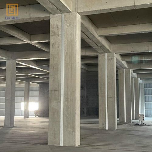 Nẹp Khe Lún Khe Nhiệt Chữ V Inox 304 Nẹp inox khe lún chữ V giúp che phủ khe hở và bảo vệ công trình khỏi tình trạng co giãn