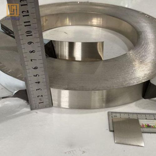 Nẹp la inox trắng xước có độ bền cao và đa dạng kích thước