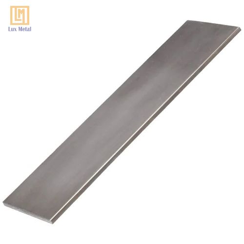 Thanh la dày 2mm inox 304 với thiết kế hình chữ nhật đặc ruột