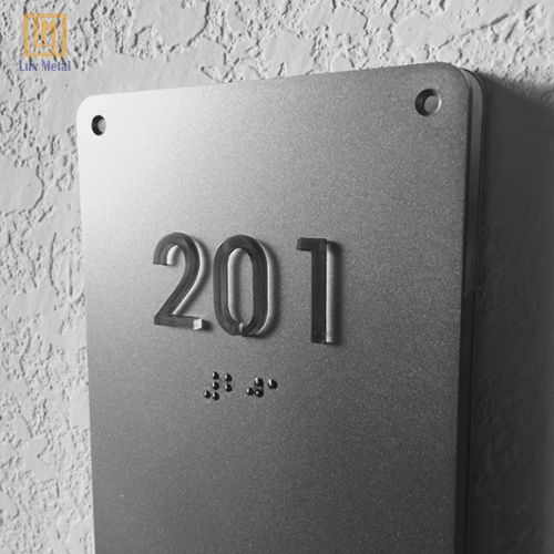 Tấm Inox 201 Dày 2mm Bảng số nhà làm từ tấm inox 201 dày 2mm