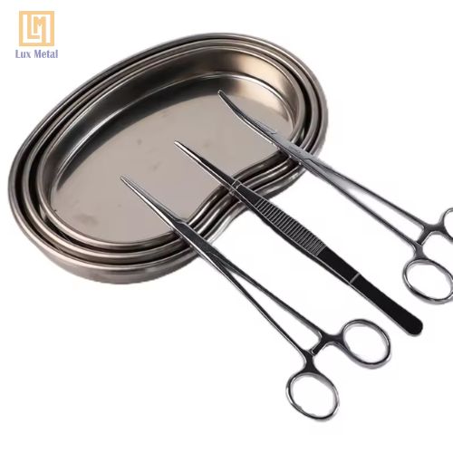 Tấm Inox 304 Dày 0.6mm Tấm inox 304 dày 0.6mm được ứng dụng làm dụng cụ phẫu thuật